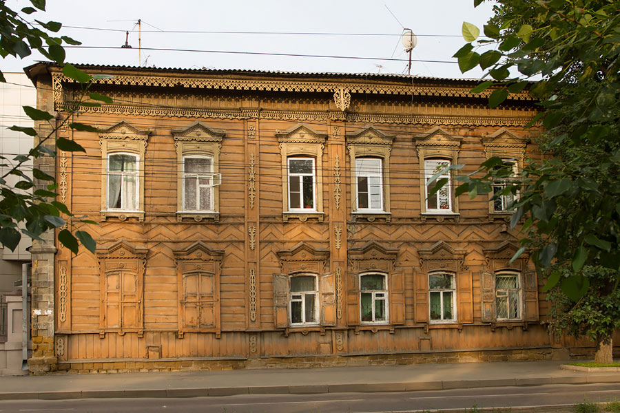 Деревянный дом в Иркутске