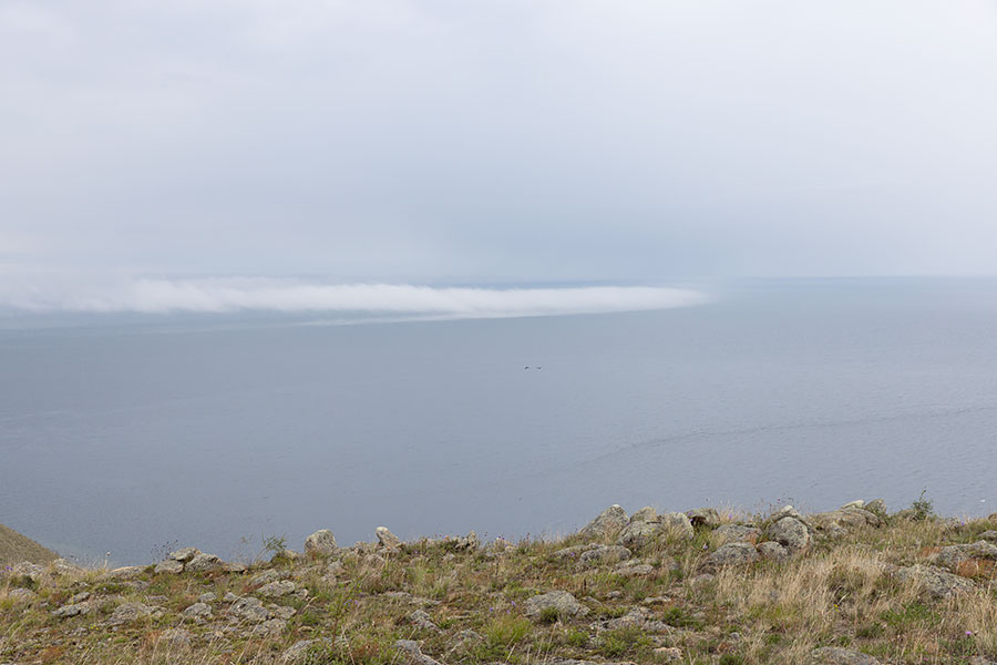 Туман на Байкале в июле