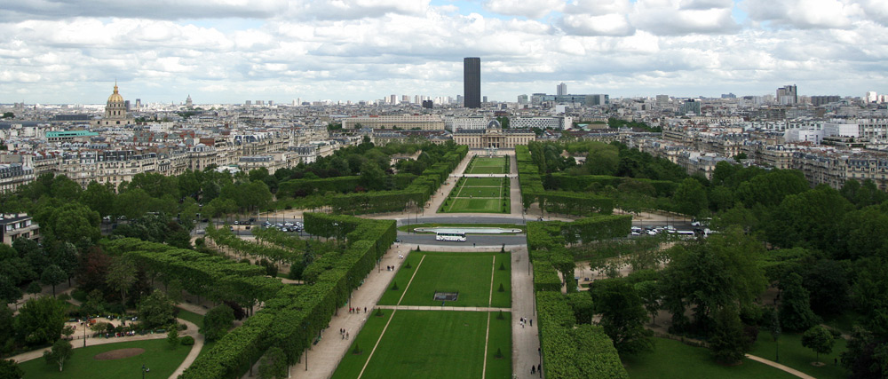 Париж. Вид с Эйфелевой Башни