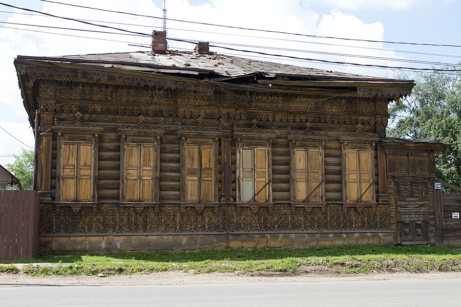 Старый деревянный дом в Иркутске, ул. Седова (Верхняя Амурская) 70