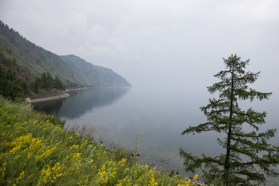 Пейзаж озера Байкал летом