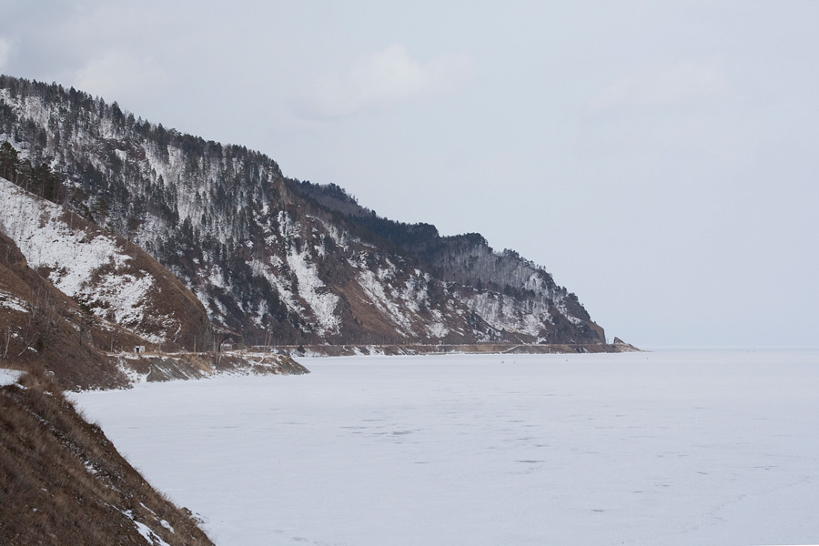 Фотография Байкала в снегу