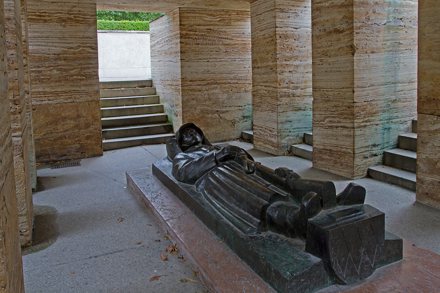 Мюнхен. Меморил солдатам, погибшим в первую мировую войну