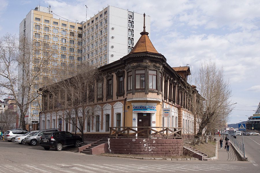 Здание почтово-телеграфной конторы в Улан-Удэ