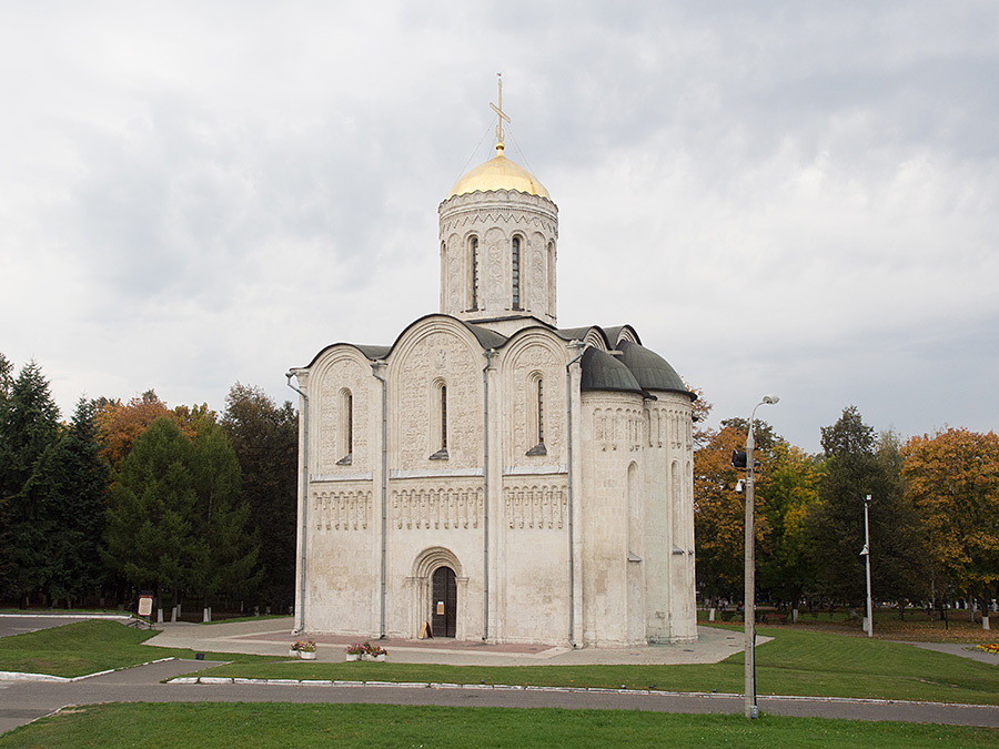 Дмитриевский собор города Владимира