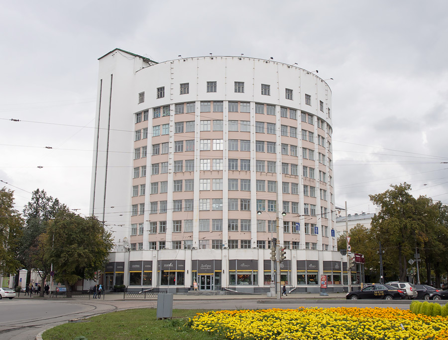 Екатеринбург, общежитие для молодых и малосемейных офицеров НКВД