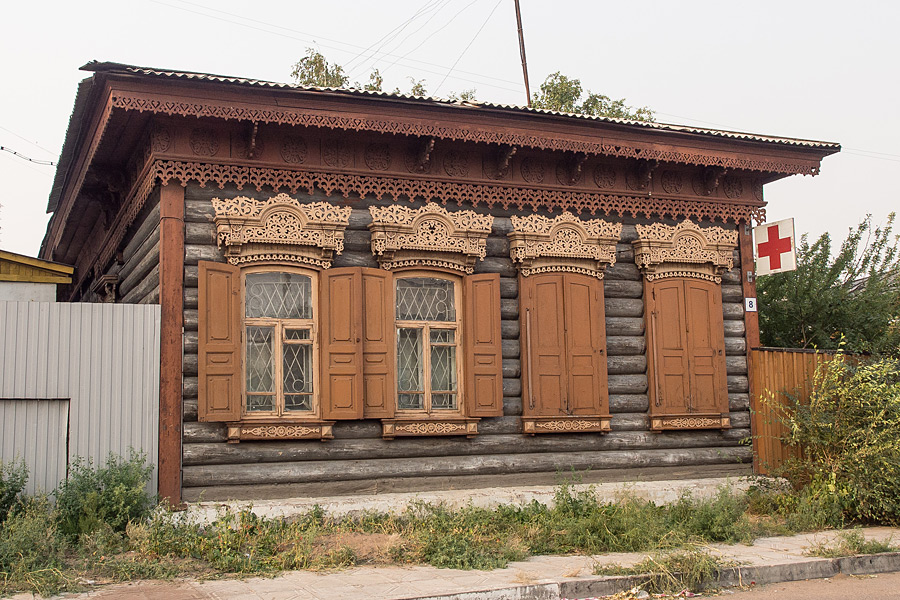 Старый деревянный дом в Улан-Удэ